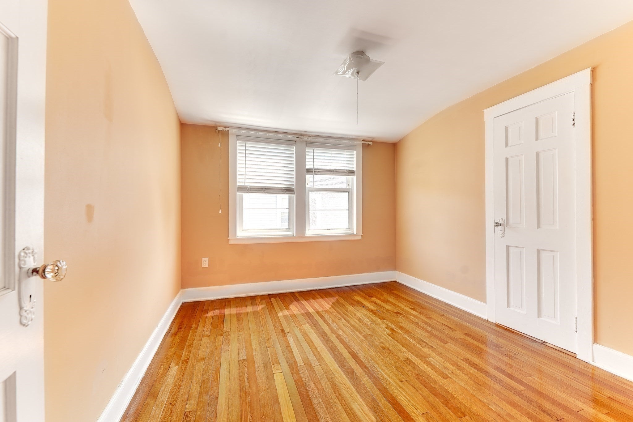 25-27 Lawn Ave #2, Quincy, MA, 25-27 Lawn Ave #2, Quincy, MA Photo #3