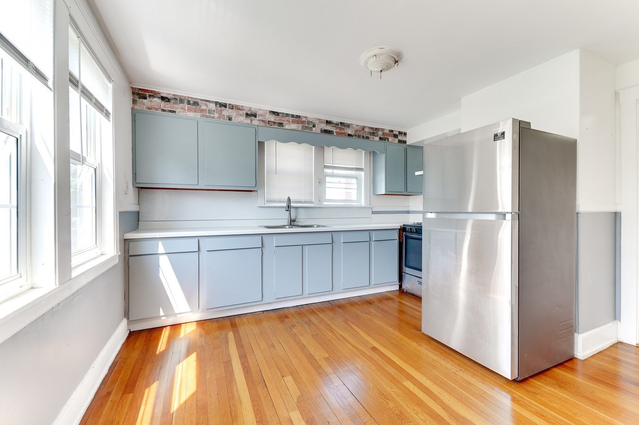 25-27 Lawn Ave #2, Quincy, MA, 25-27 Lawn Ave #2, Quincy, MA Photo #6