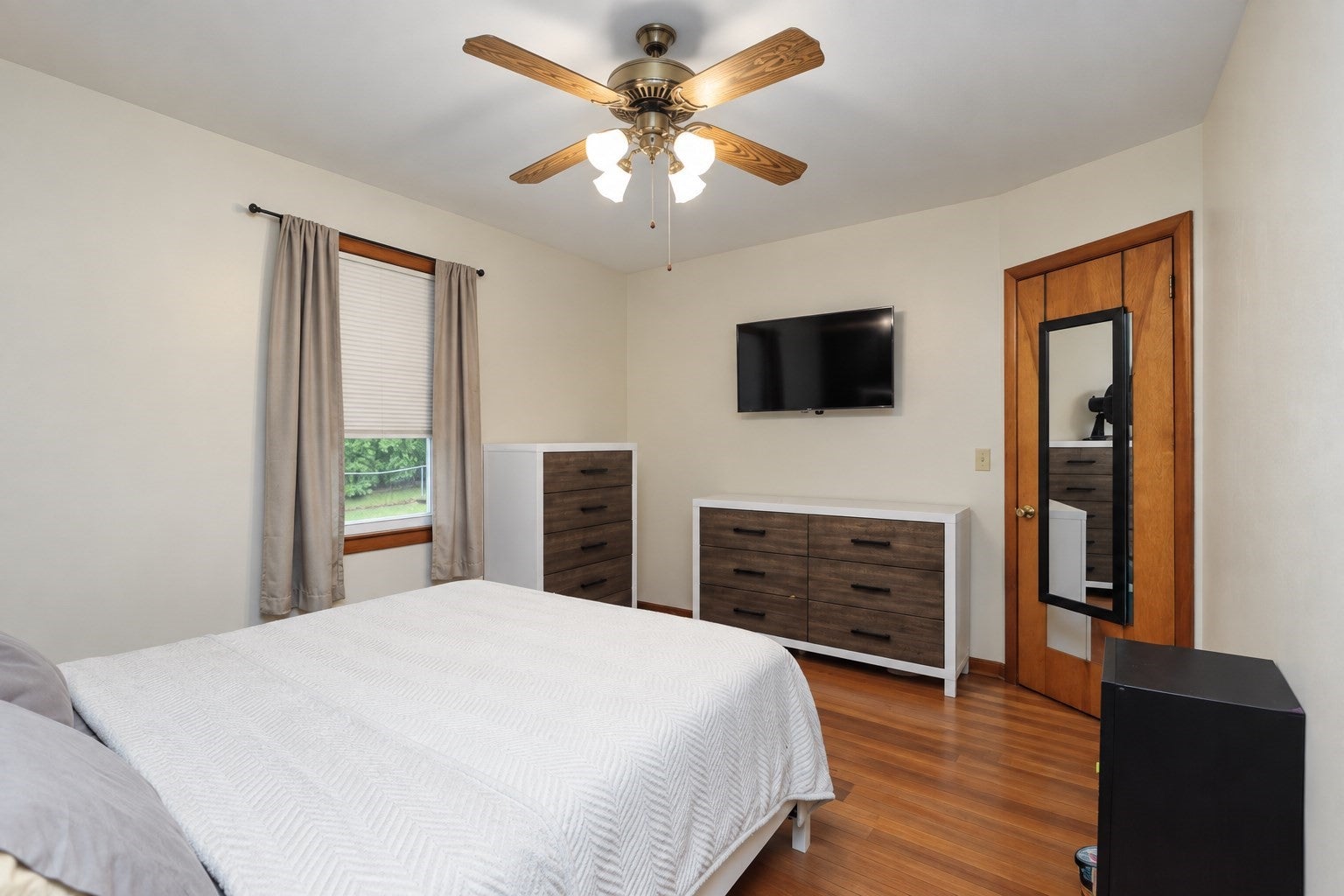 234 Carver St, Springfield, MA Photo #17