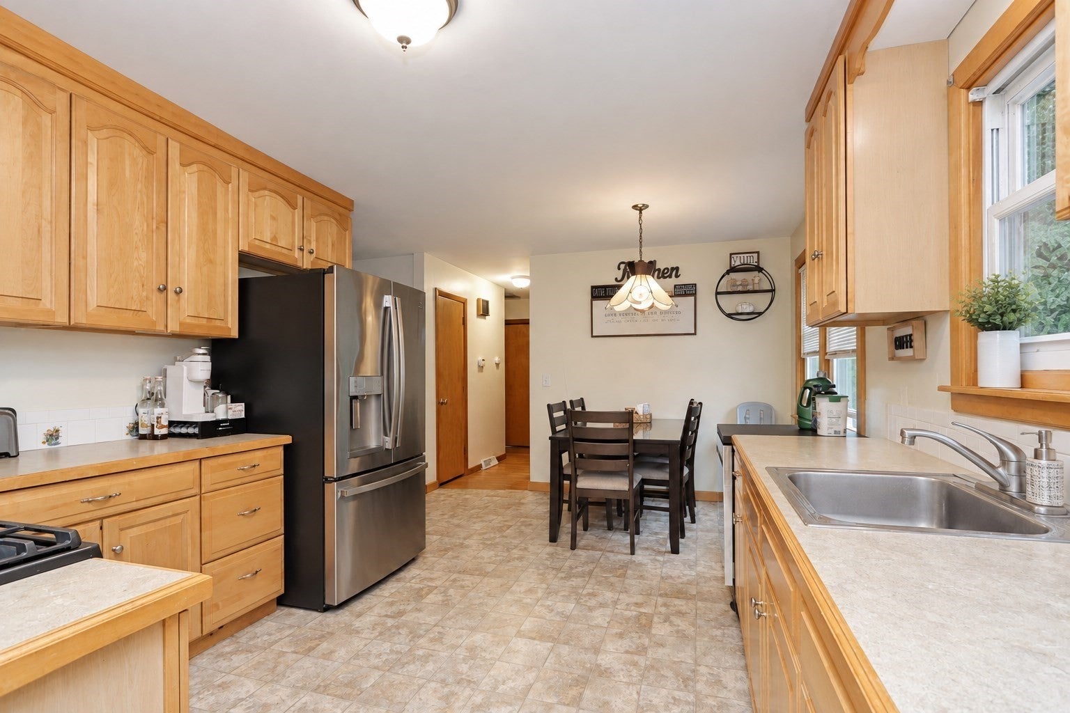 234 Carver St, Springfield, MA, 234 Carver St, Springfield, MA Photo #8