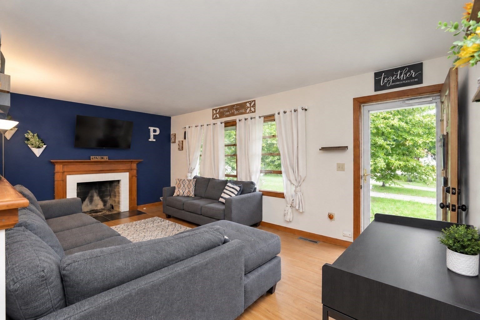 234 Carver St, Springfield, MA, 234 Carver St, Springfield, MA Photo #2