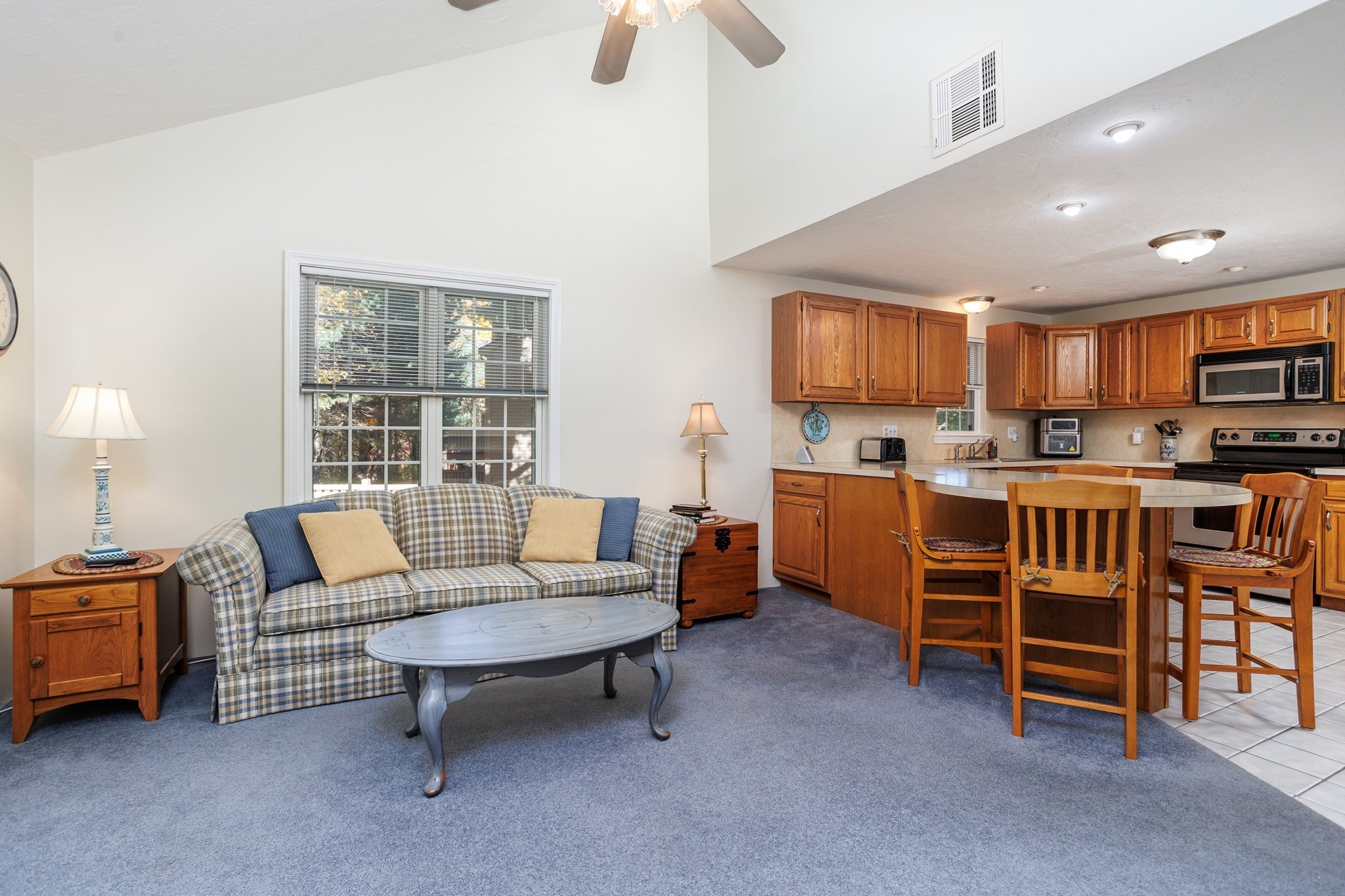 907 Ridgefield Cir #D, Clinton, MA, 907 Ridgefield Cir #D, Clinton, MA Photo #4