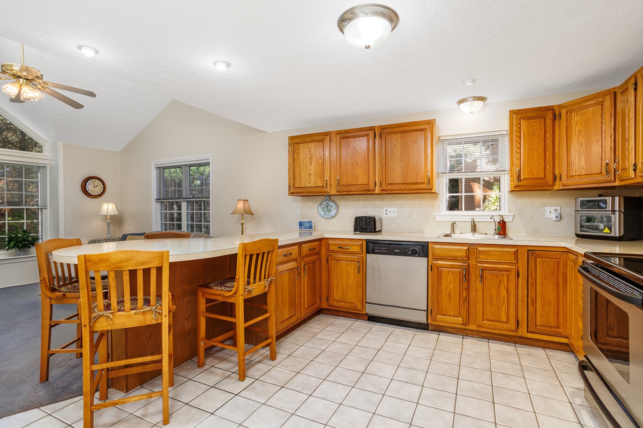 907 Ridgefield Cir #D, Clinton, MA, 907 Ridgefield Cir #D, Clinton, MA Photo #3