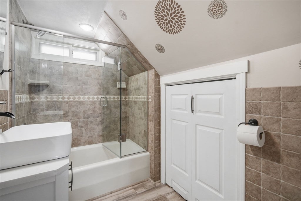 75 Tioga St, Springfield, MA, 75 Tioga St, Springfield, MA Photo #22