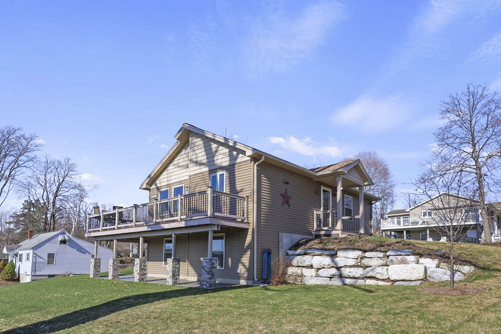 200 Narragansett Ave