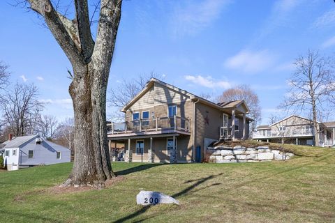 200 Narragansett Ave Lanesborough MA 01237