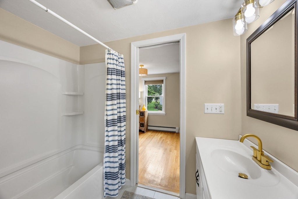 33 Lakefield Rd, Yarmouth, MA, 33 Lakefield Rd, Yarmouth, MA Photo #16