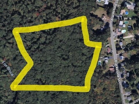 Photo of 1, 3, 5 Old Lincoln St, Blackstone, MA 01504 (MLS # 73345527)