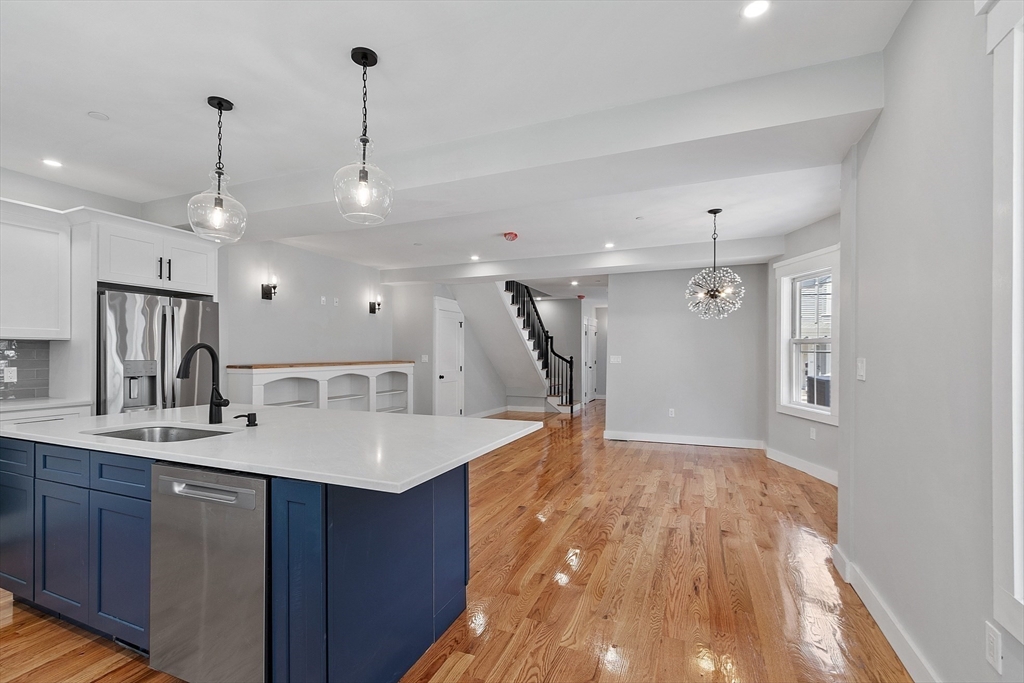 67 Essex St 1
