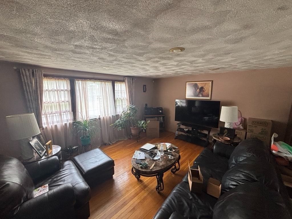 10 Gloversbrook Rd