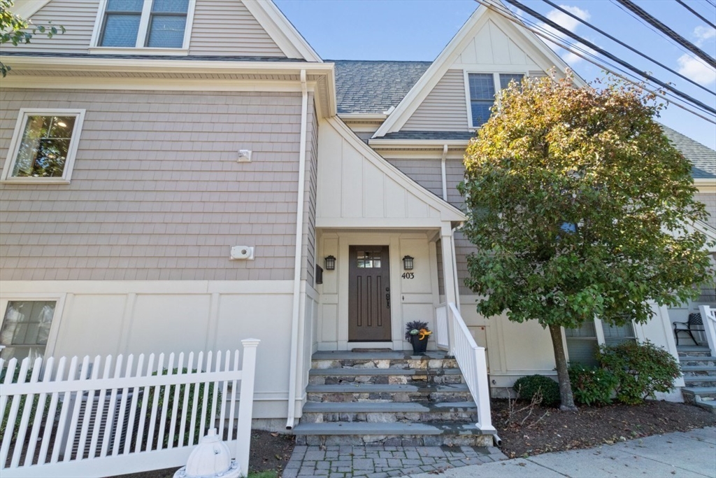 403 Hunnewell St 403
