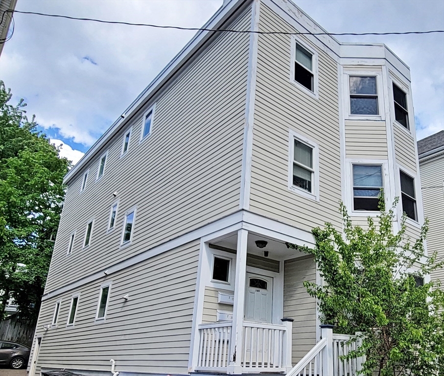164 Boylston Street