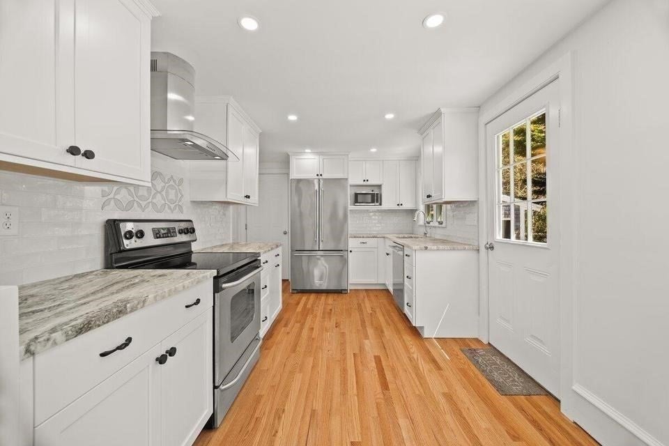 46 Monument View Rd