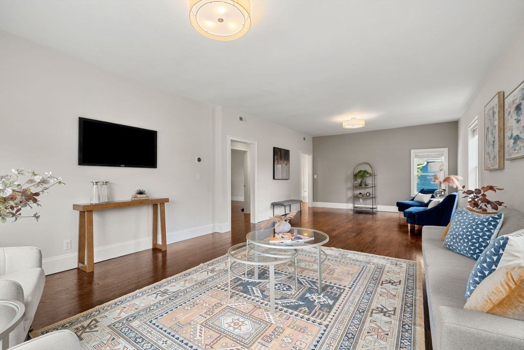 137 Green Street 2