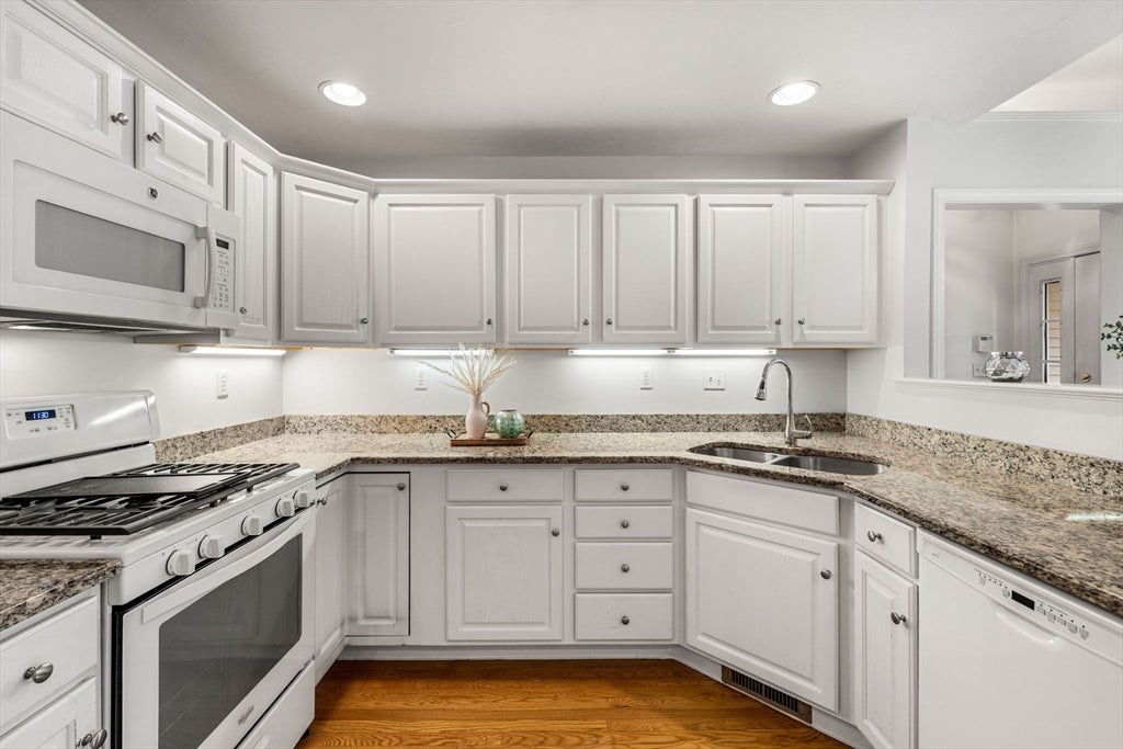 14 Wessonville Village Way #79, Westborough, MA, 14 Wessonville Village Way #79, Westborough, MA Photo #14
