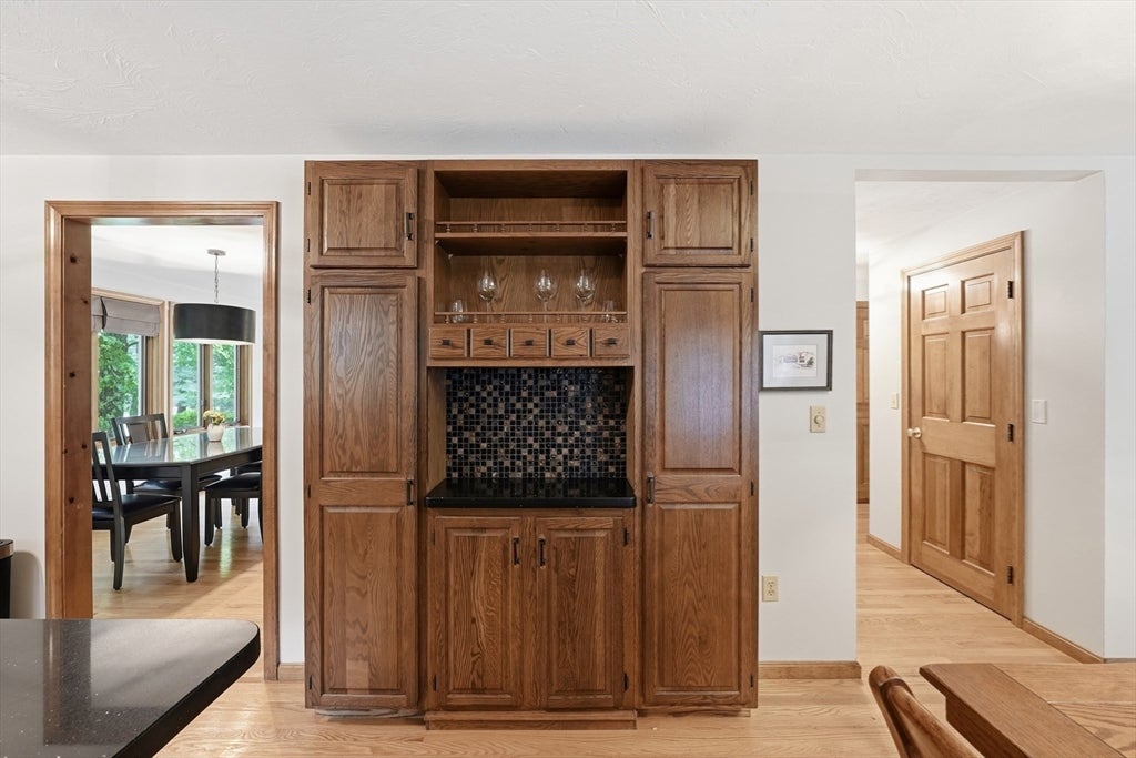 10 Tattan Farm Road, Worcester, MA Photo #9