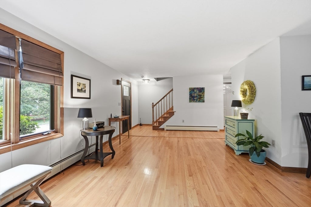 10 Tattan Farm Road, Worcester, MA Photo #17