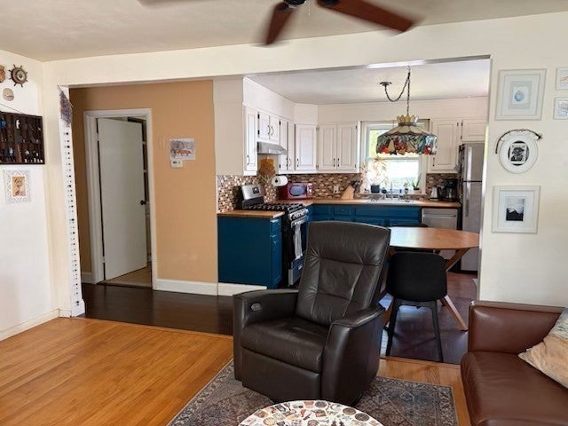 21 Glenwood Avenue, Northampton, MA Photo #11