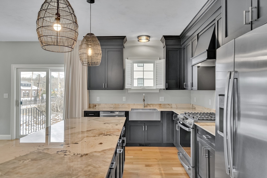 553 Foundry St, Easton, MA Photo #9