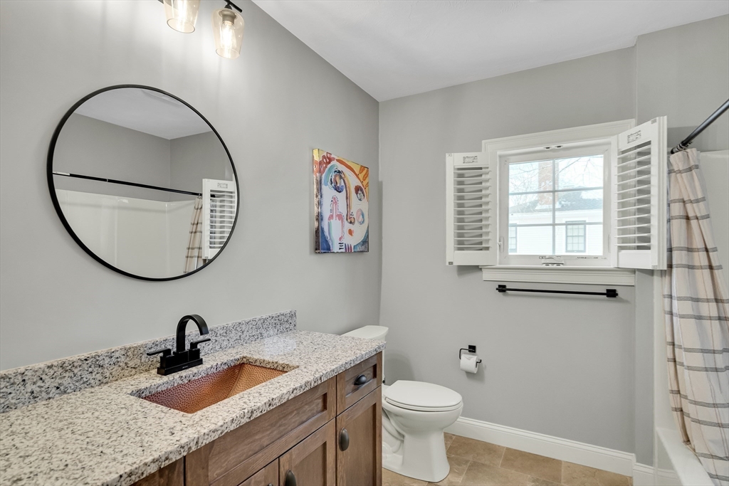 553 Foundry St, Easton, MA Photo #17
