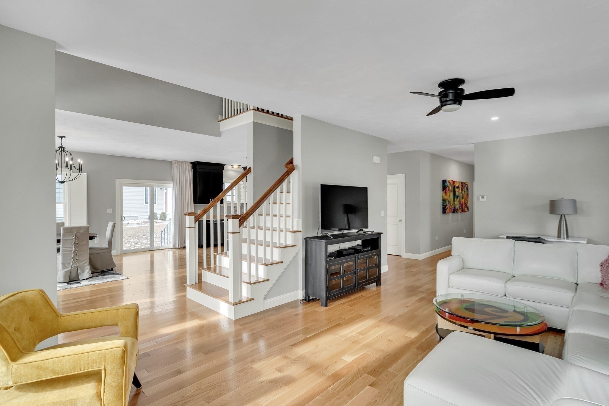 553 Foundry St.