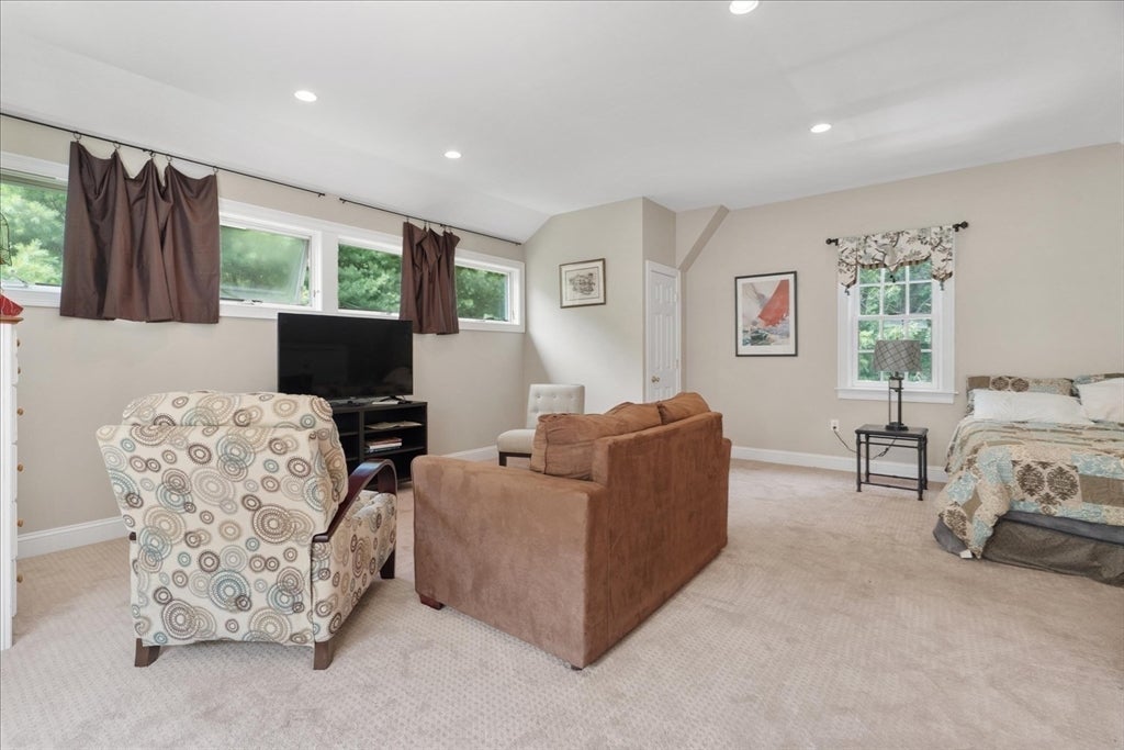 791 Locust St, Raynham, MA Photo #27