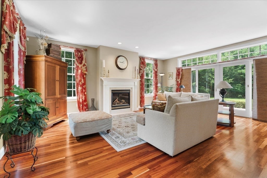 791 Locust St, Raynham, MA Photo #7