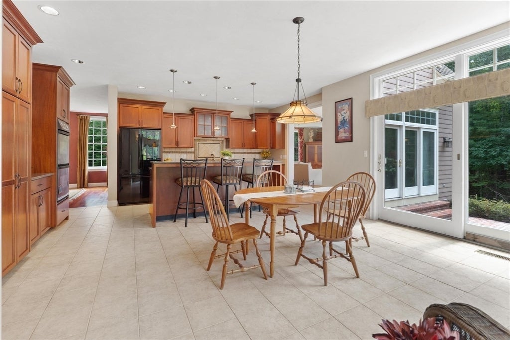 791 Locust St, Raynham, MA Photo #14