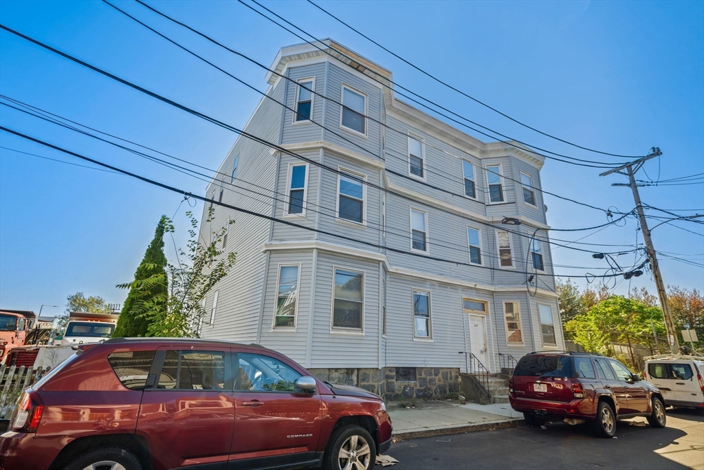 104 Nightingale Street