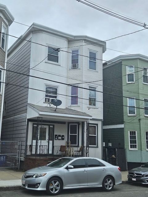 192 Chestnut St Chelsea MA 02150