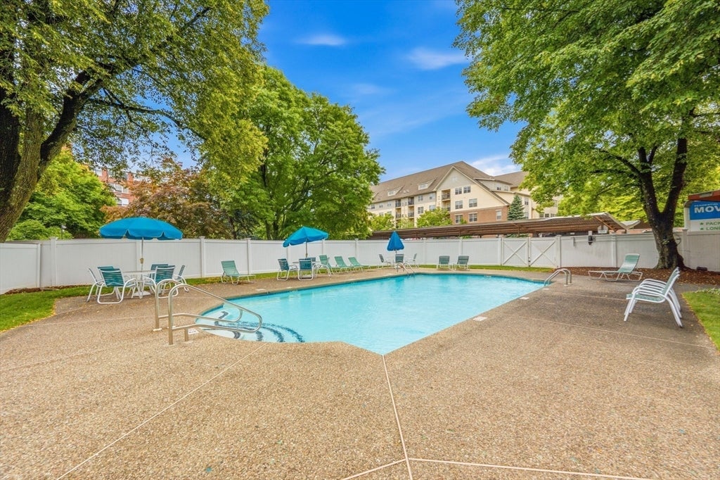 20 Hammond Pond Pkwy #506, Newton, MA, 20 Hammond Pond Pkwy #506, Newton, MA Photo #34
