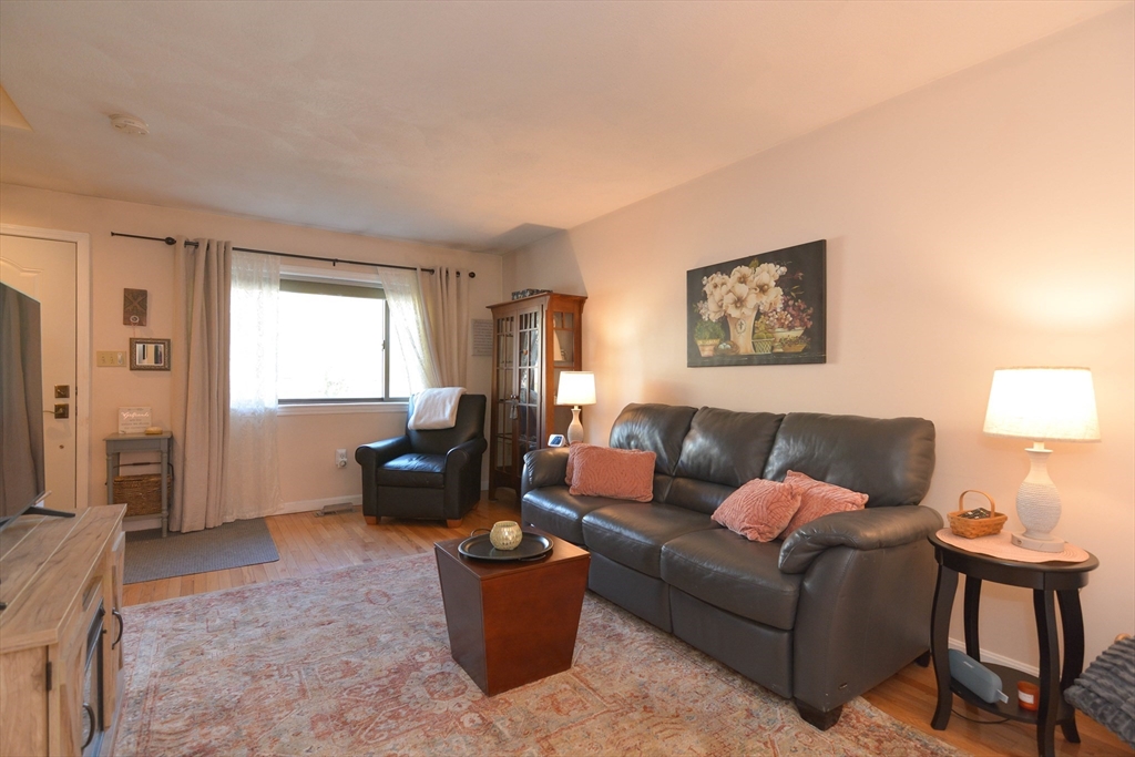 189 Farrwood Dr 189
