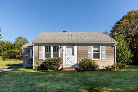 14 Sharon Dr Falmouth MA 02536