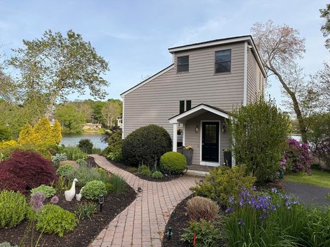 Photo of 246 Echo Cove Rd, Hamilton, MA 01982 (MLS # 73481720)