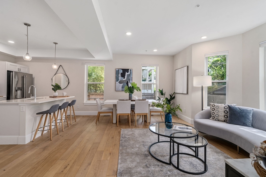 12 Arnold Circle 3