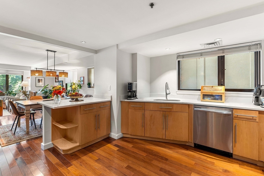 165 Tremont St. 401