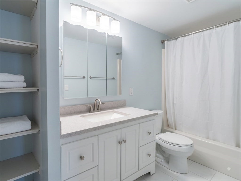 1731 Beacon St #206, Brookline, MA, 1731 Beacon St #206, Brookline, MA Photo #5