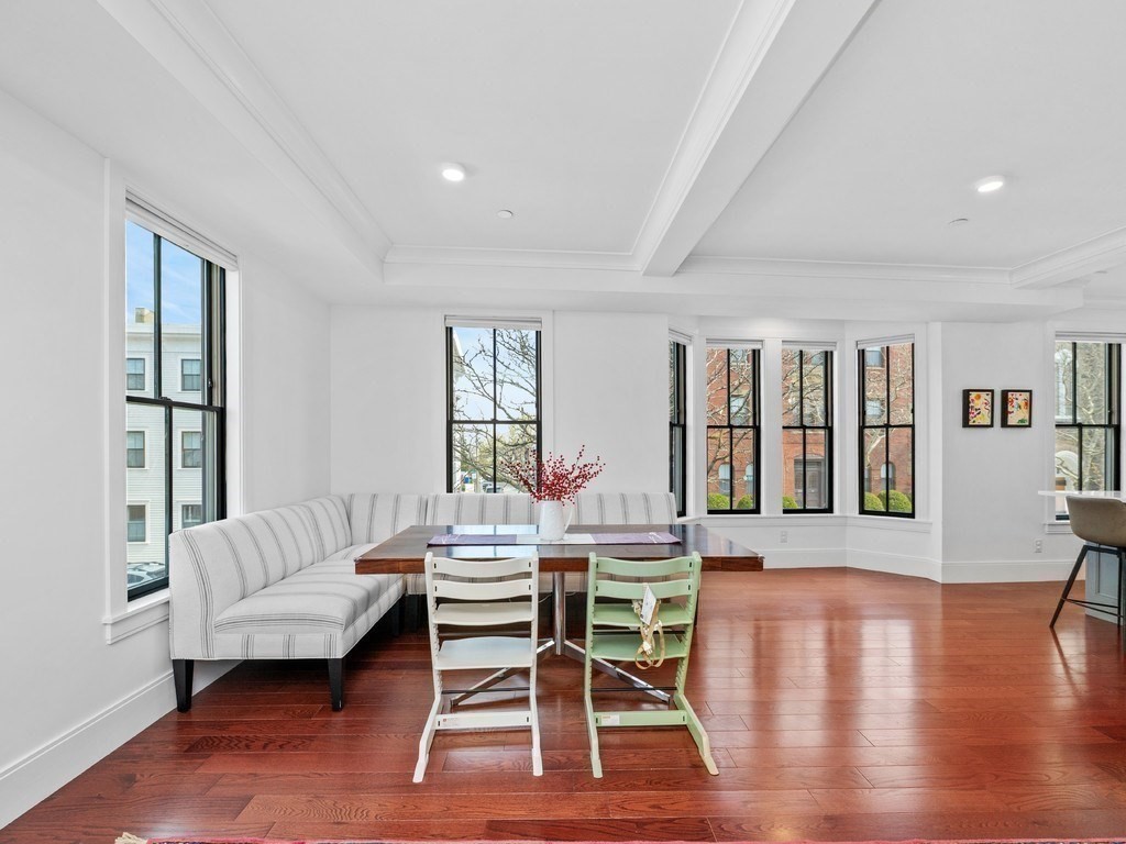 324 Bunker Hill Street 201