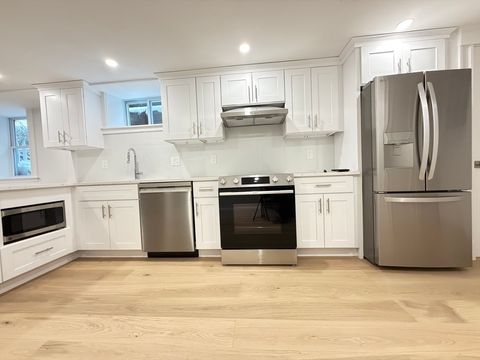 10 Beech St 1 Cambridge MA 02140