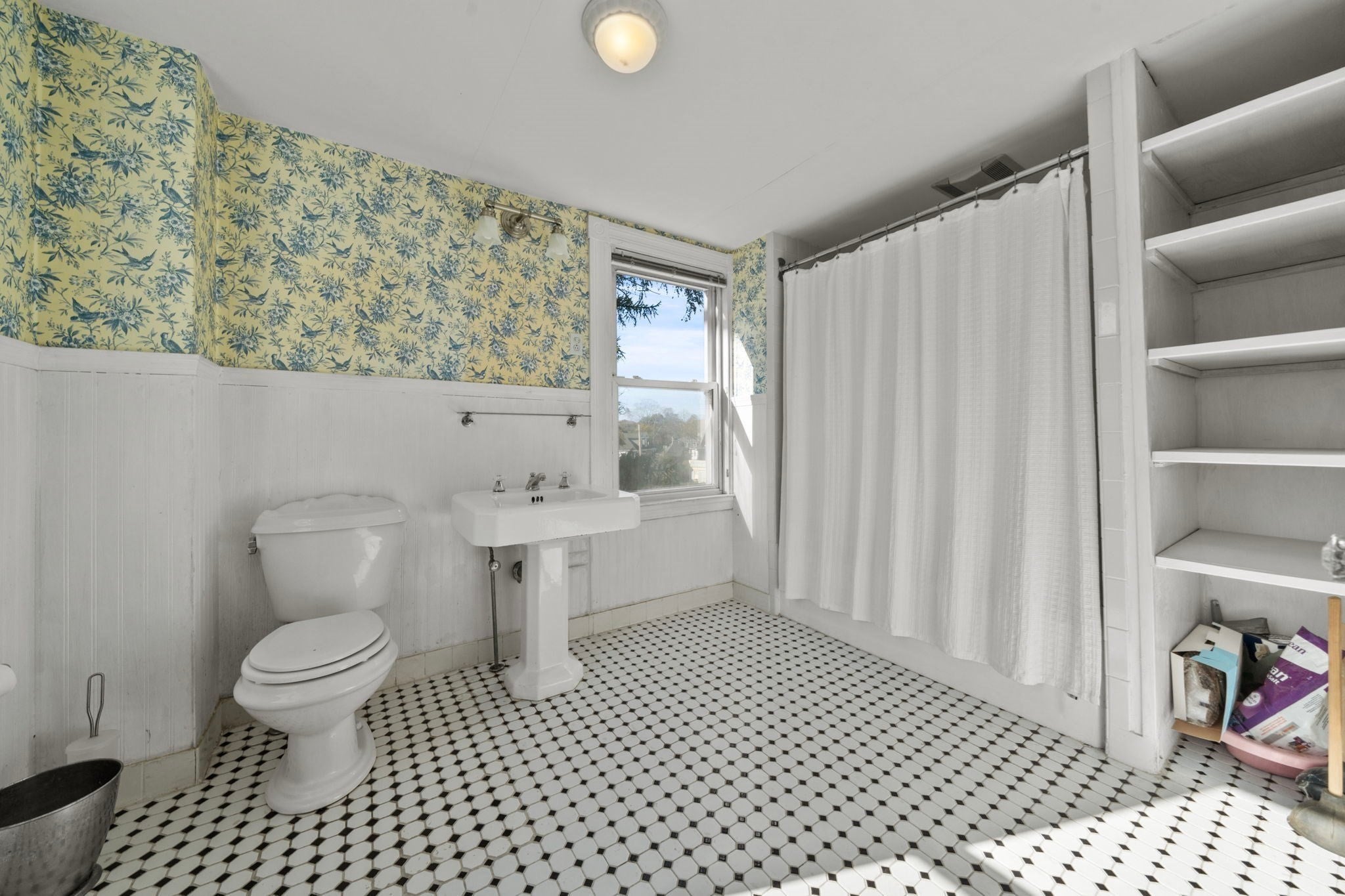 5 Warren Ave, Woburn, MA, 5 Warren Ave, Woburn, MA Photo #15