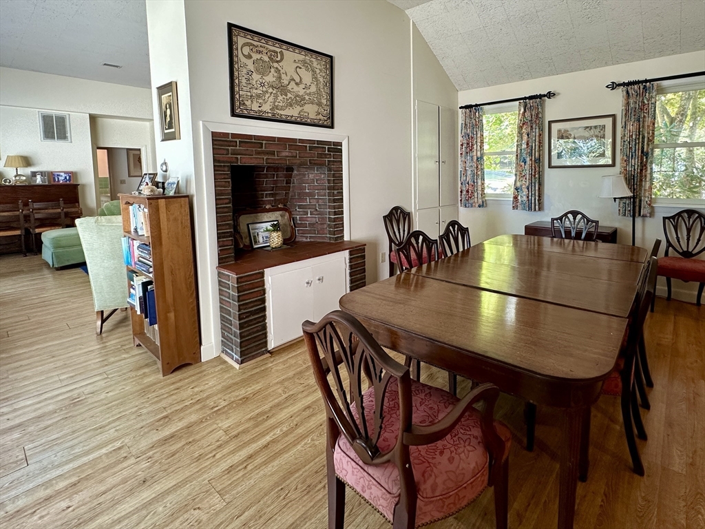 16 North Great Hill Drive