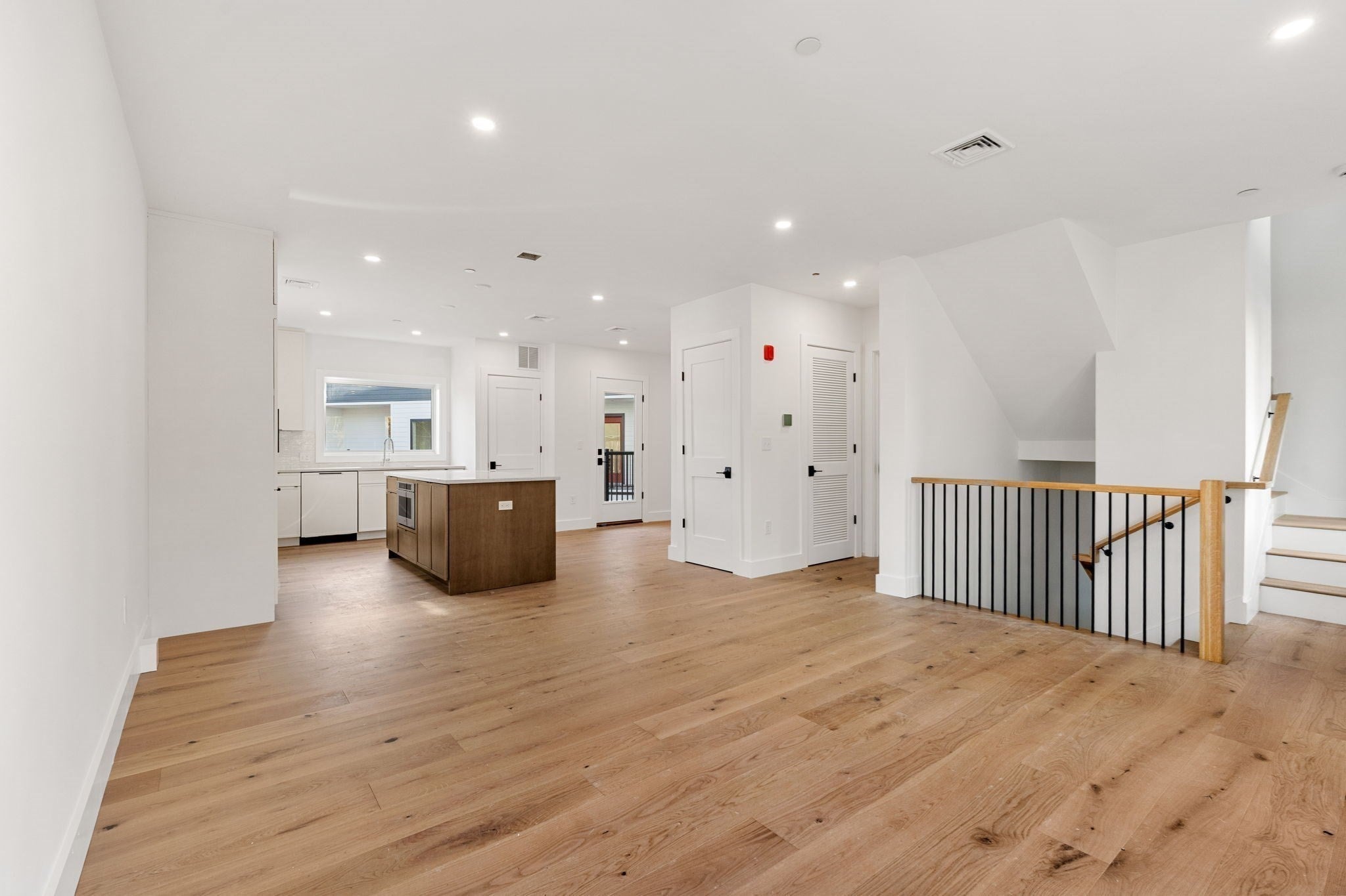 4 Elm Street #4, Newton, MA, 4 Elm Street #4, Newton, MA Photo #8