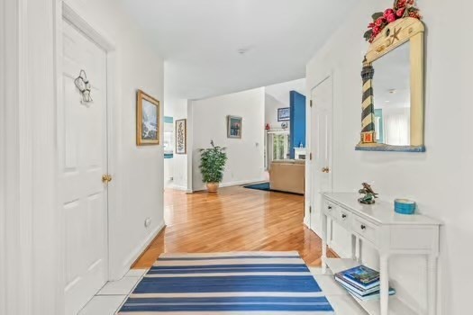 3 Mayfair Ct 3
