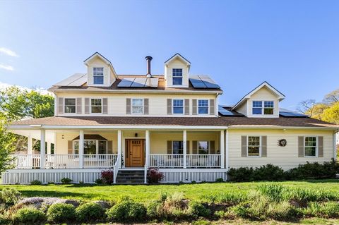 128 Windsor Ave Swampscott MA 01907