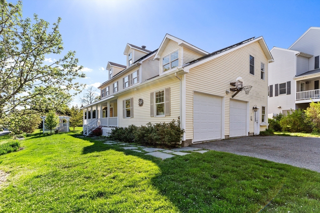 128 Windsor Ave