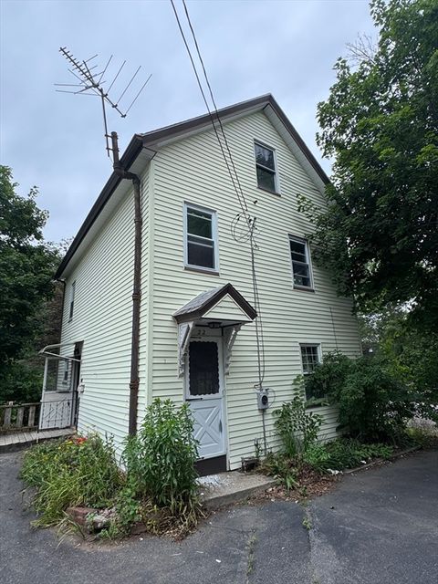 22 Belknap Ct Concord MA 01742