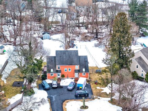 845 Plymouth St 845 Bridgewater MA 02324