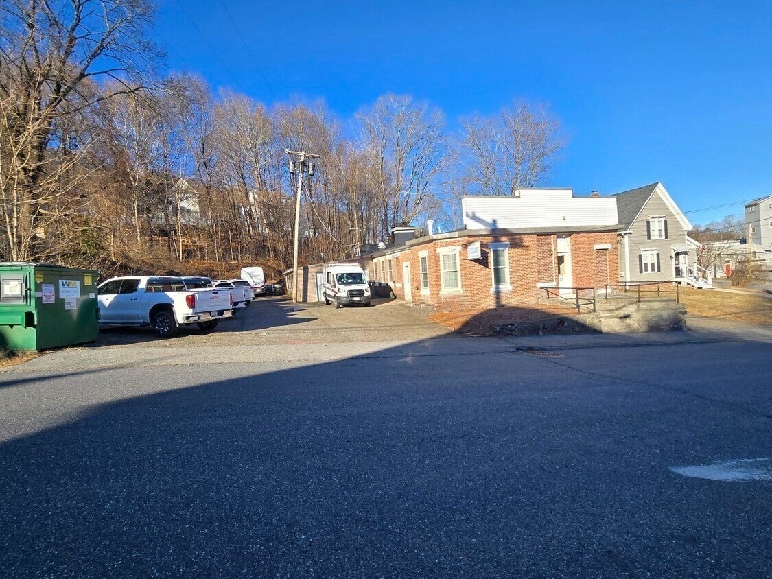 53 Houghton St