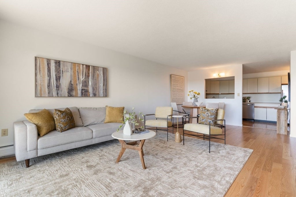 141 Coolidge Avenue 517