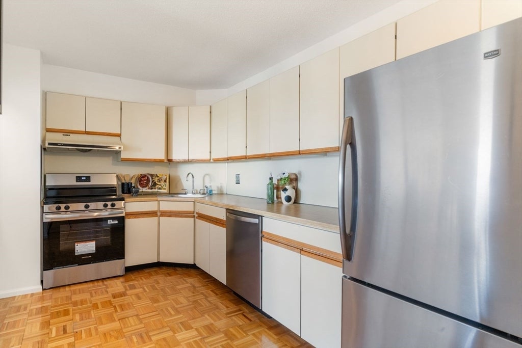 141 Coolidge Avenue #517, Watertown, MA, 141 Coolidge Avenue #517, Watertown, MA Photo #7